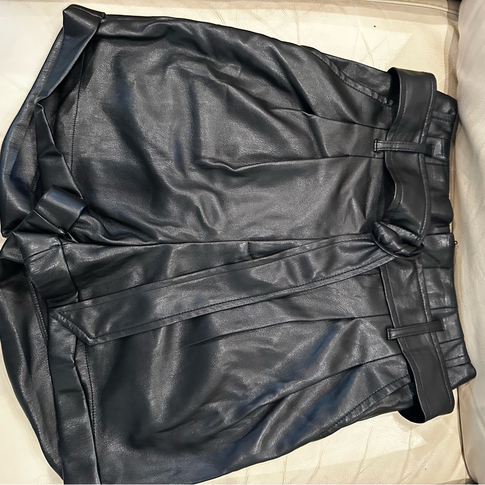 Lulu's Black High Waist Women Shorts